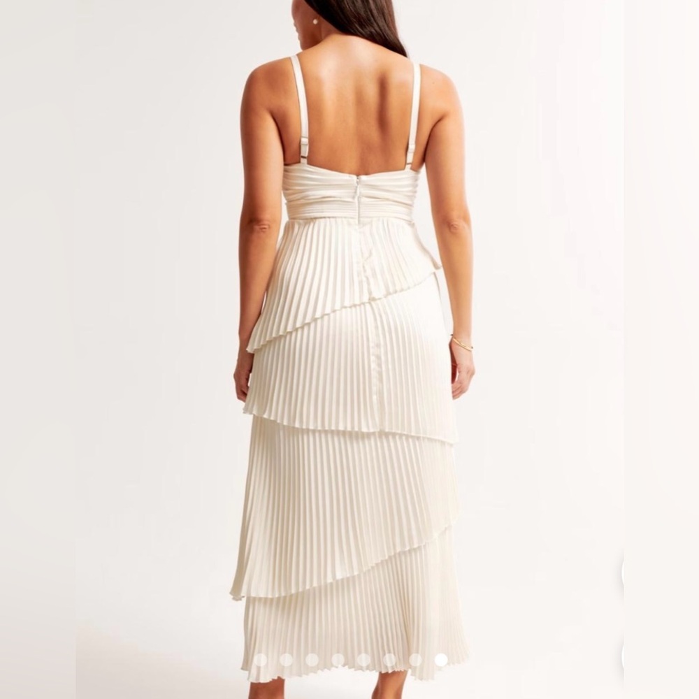 Women's The A&F Giselle Pleated Tiered Maxi Dress | XXSP | S - Picture 2 of 7